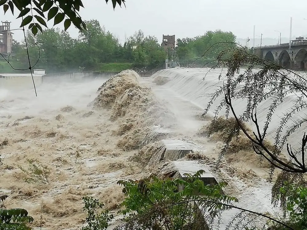 Maltempo: allerta rossa in Emilia-Romagna per piene fiumi. Criticità oggi e domani