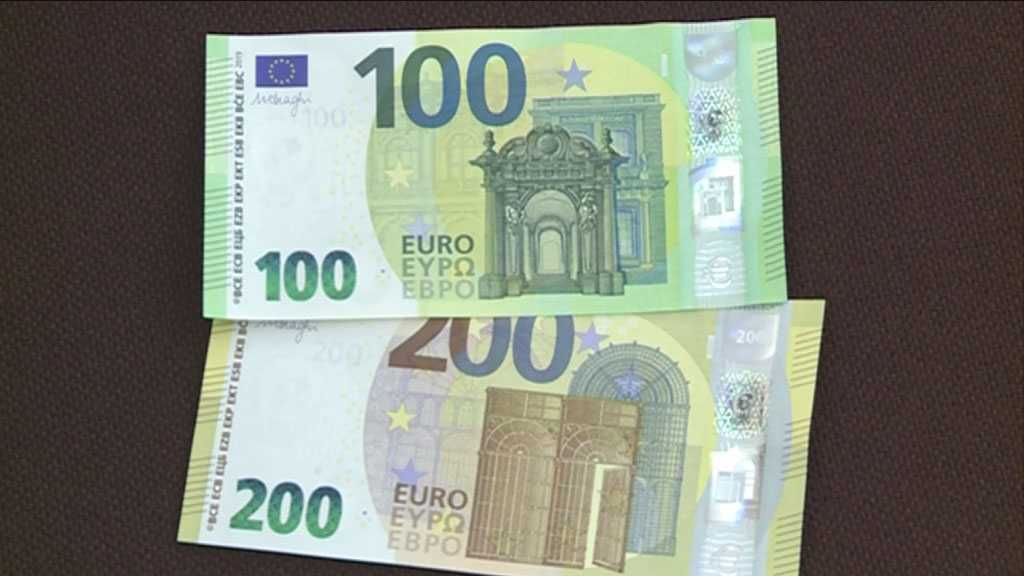 Da oggi banconote da 100 e 200 euro. Ecco come riconoscere il falso