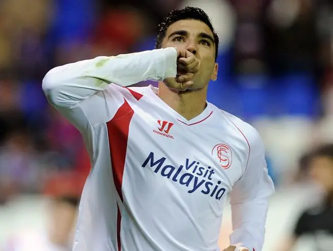 Calcio, morto in un incidente stradale lo spagnolo José Antonio Reyes
