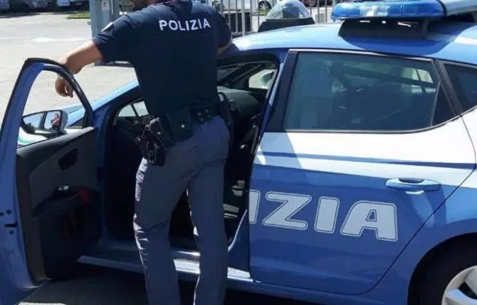 Viterbo, violenza sessuale su due minorenni: arrestato straniero di 29 anni