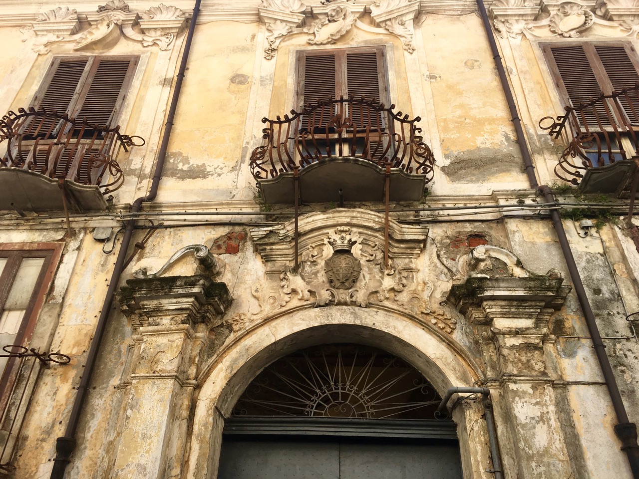 Lamezia Terme. «A palazzo con lo scrittore» Una nuova rassegna culturale all’insegna della bellezza