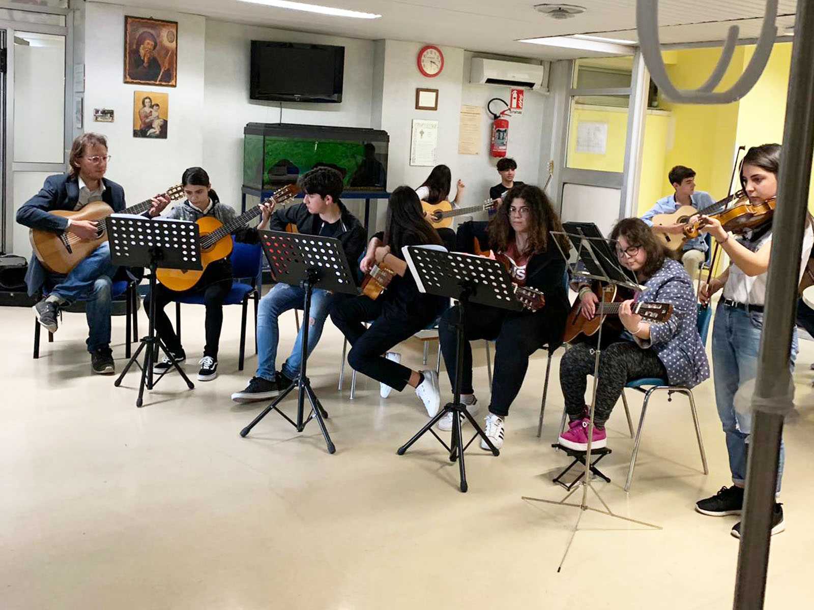 Studenti protagonisti di un evento musicale dedicato ai degenti dell’ospedale di Lamezia Terme