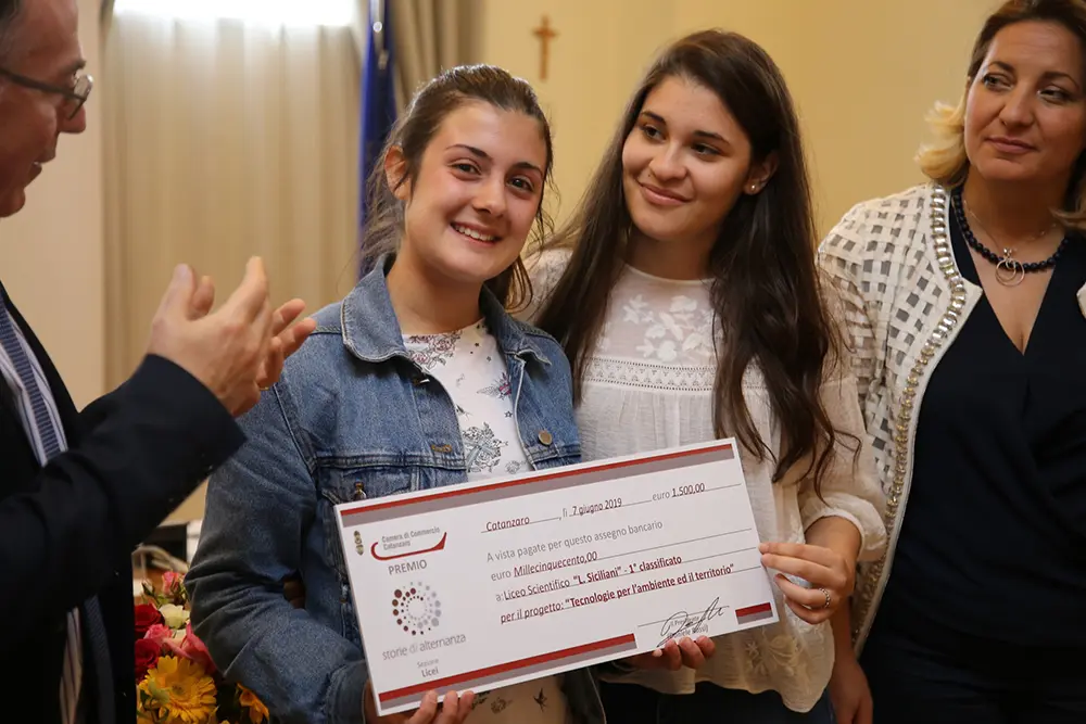 Catanzaro. “Storie di Alternanza”, primo premio al “Siciliani”