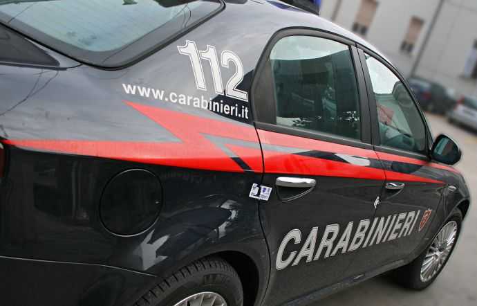 Milano, spara al figlio 13enne della compagna: arrestato per tentato omicidio