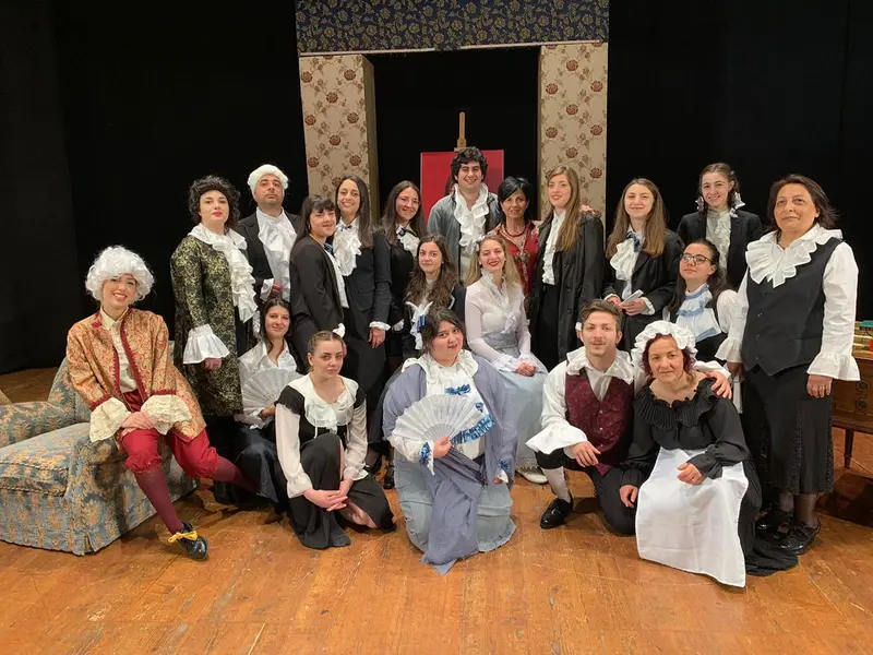 Le Intellettuali di Molière, successo per i ragazzi di Nuova Scena Acli Catanzaro al Teatro Comunale