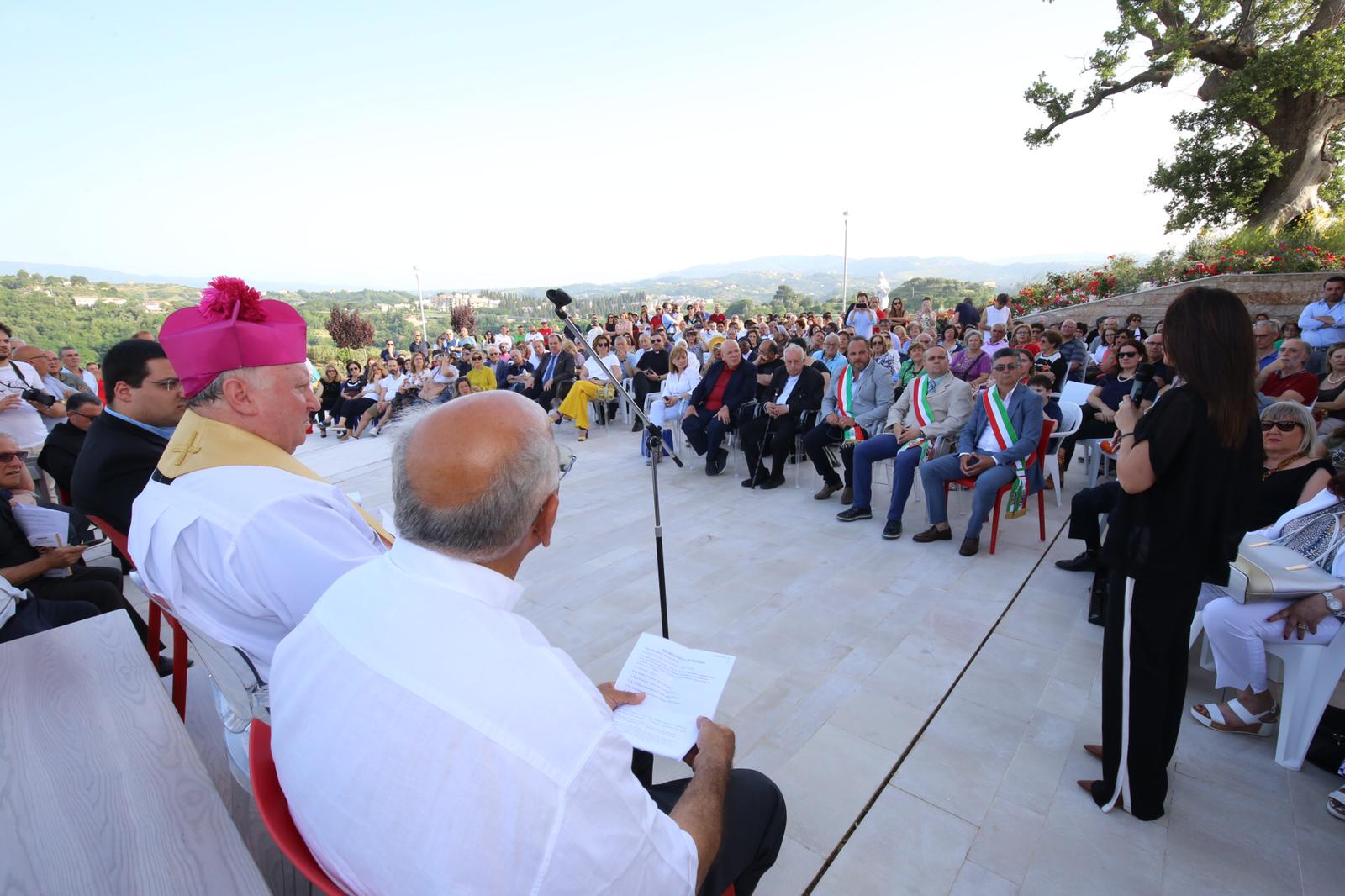 Inaugurazione “Città del Sole”, Oliverio: “Il vostro è il modo più alto di aiutare il prossimo” Foto