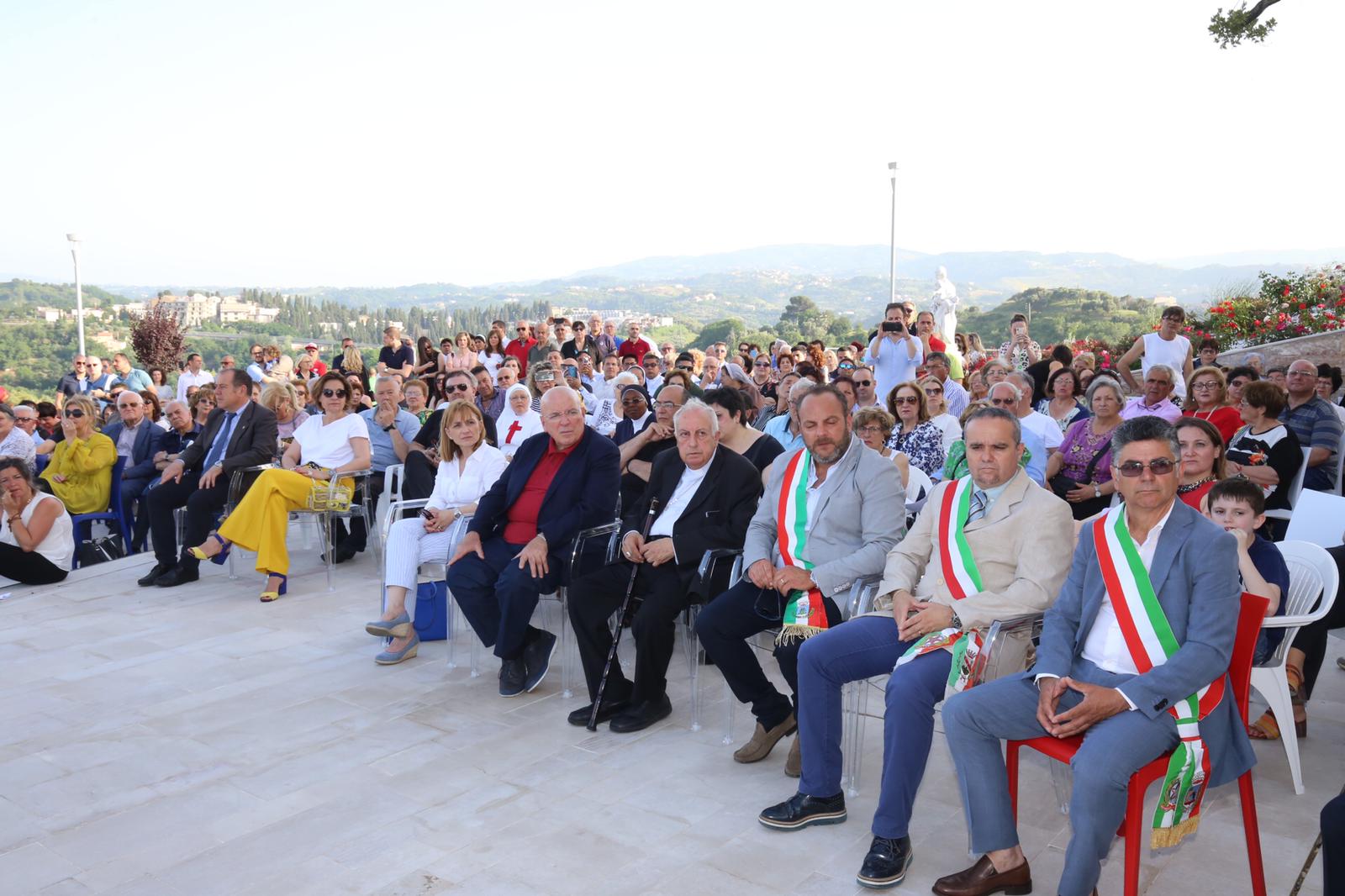 Inaugurazione “Città del Sole”, Oliverio: “Il vostro è il modo più alto di aiutare il prossimo” Foto