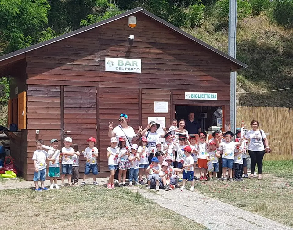 Tanti bambini invadano Sellia (CZ) per riscoprire la natura e la cultura. Foto