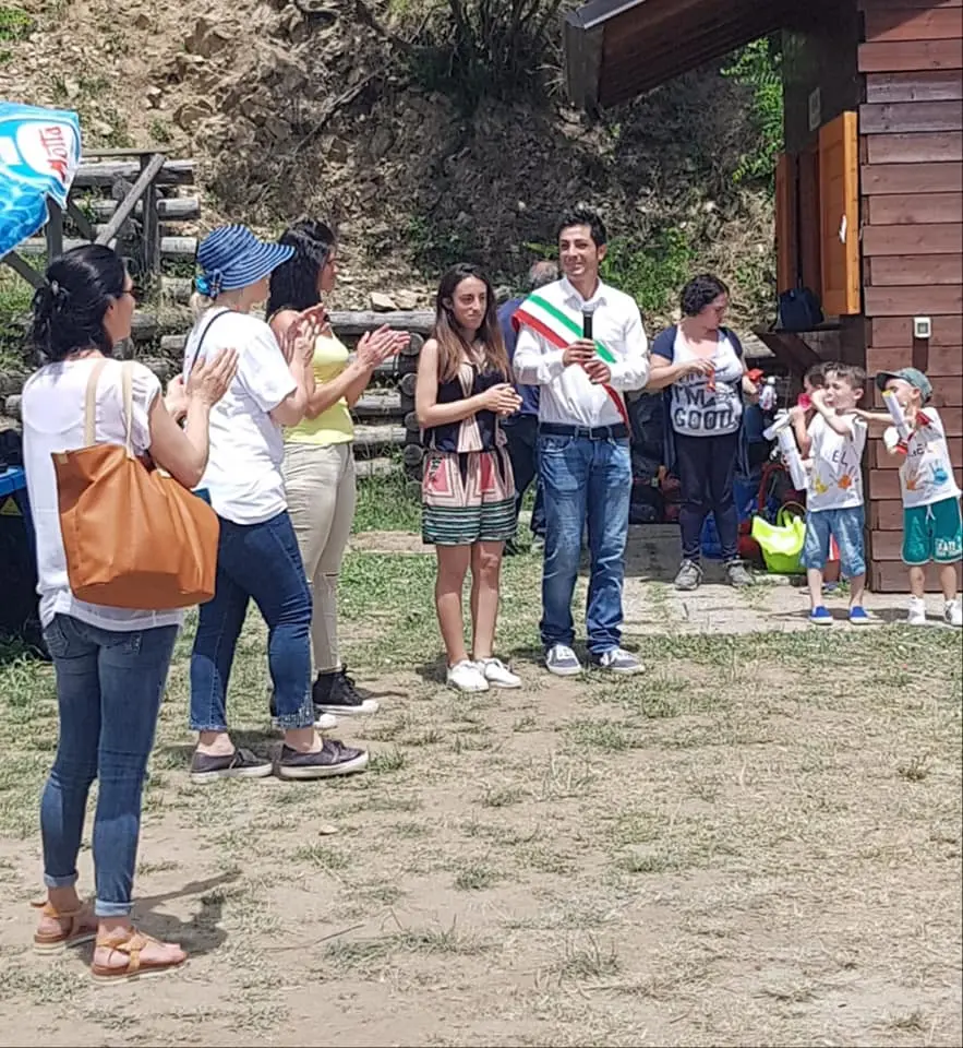 Tanti bambini invadano Sellia (CZ) per riscoprire la natura e la cultura. Foto