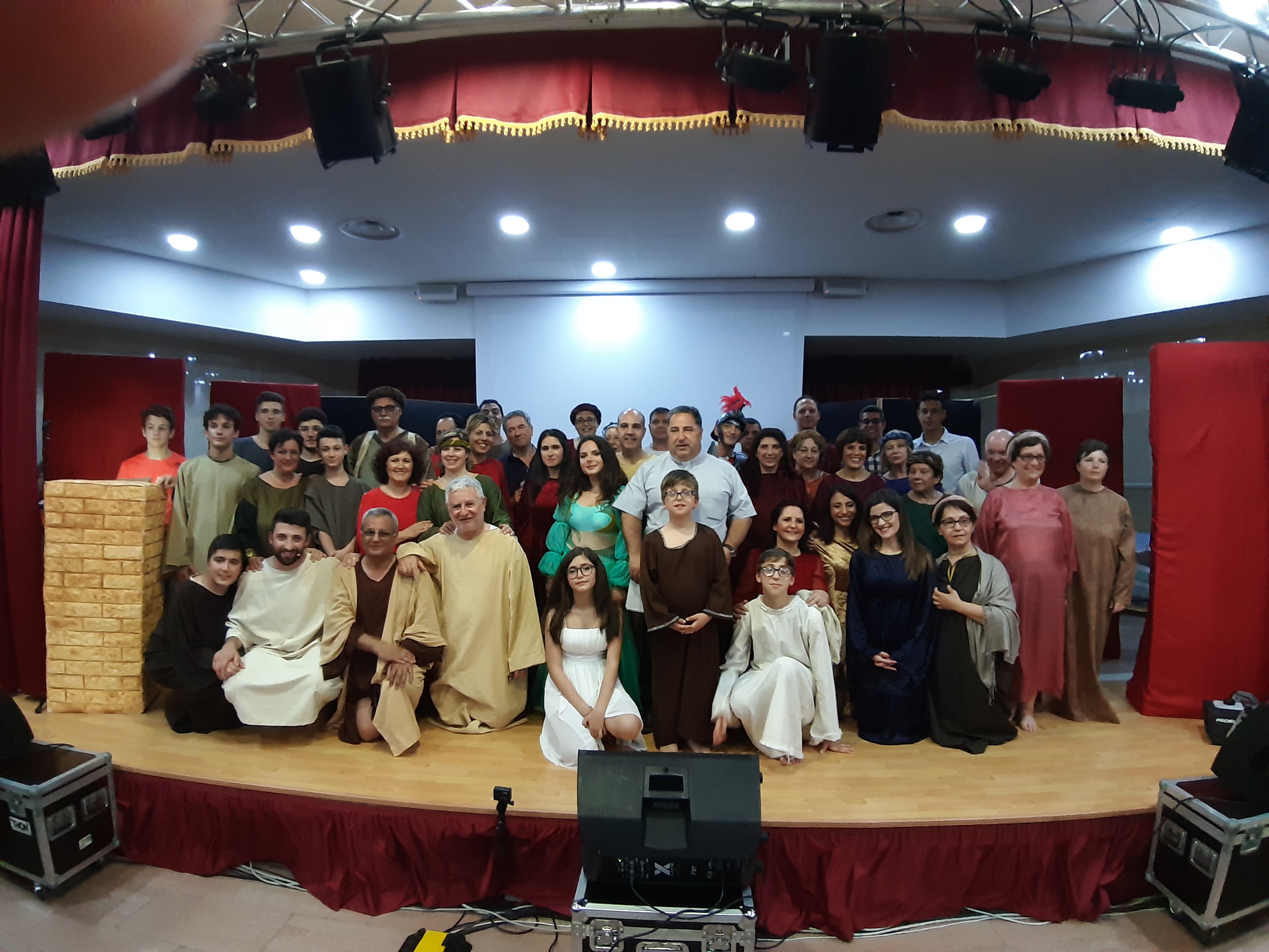 Catanzaro: Parrocchia San Francesco da Paola protagonisti del Musical ‘Eccomi’ Video