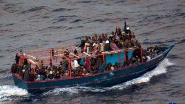 Migranti: Alarm Phone, barca in difficoltà con 40 persone