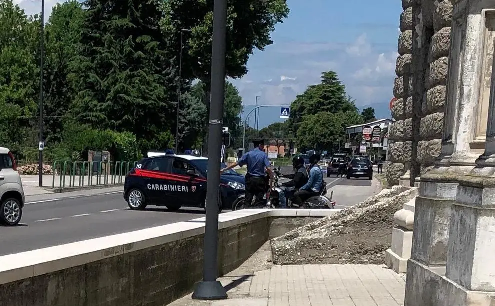 Centauro: Si ferma in moto per far passare pedone, travolto e ucciso ad Albignasego