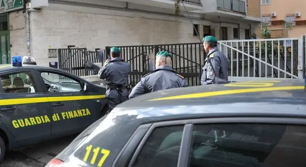 Truffa di 850 milioni di euro, arrestato sedicente broker