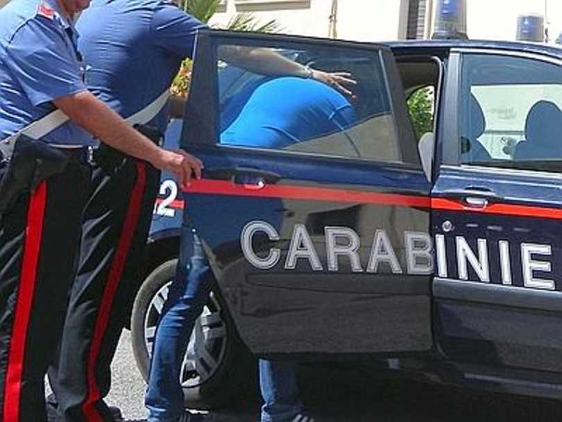 Carabiniere accoltellato alla schiena Arrestato straniero regolare