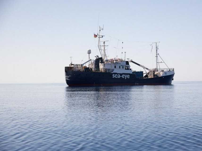 Migranti, cambio rotta per la nave Alan Kurdi: ora si dirige verso Malta