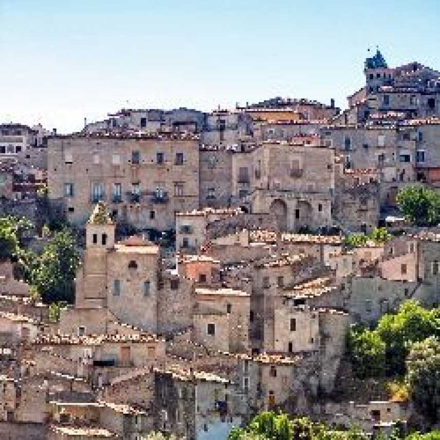 La politica del sospetto non aiuta i territori. Solidarietà al Sindaco Renzo Russo