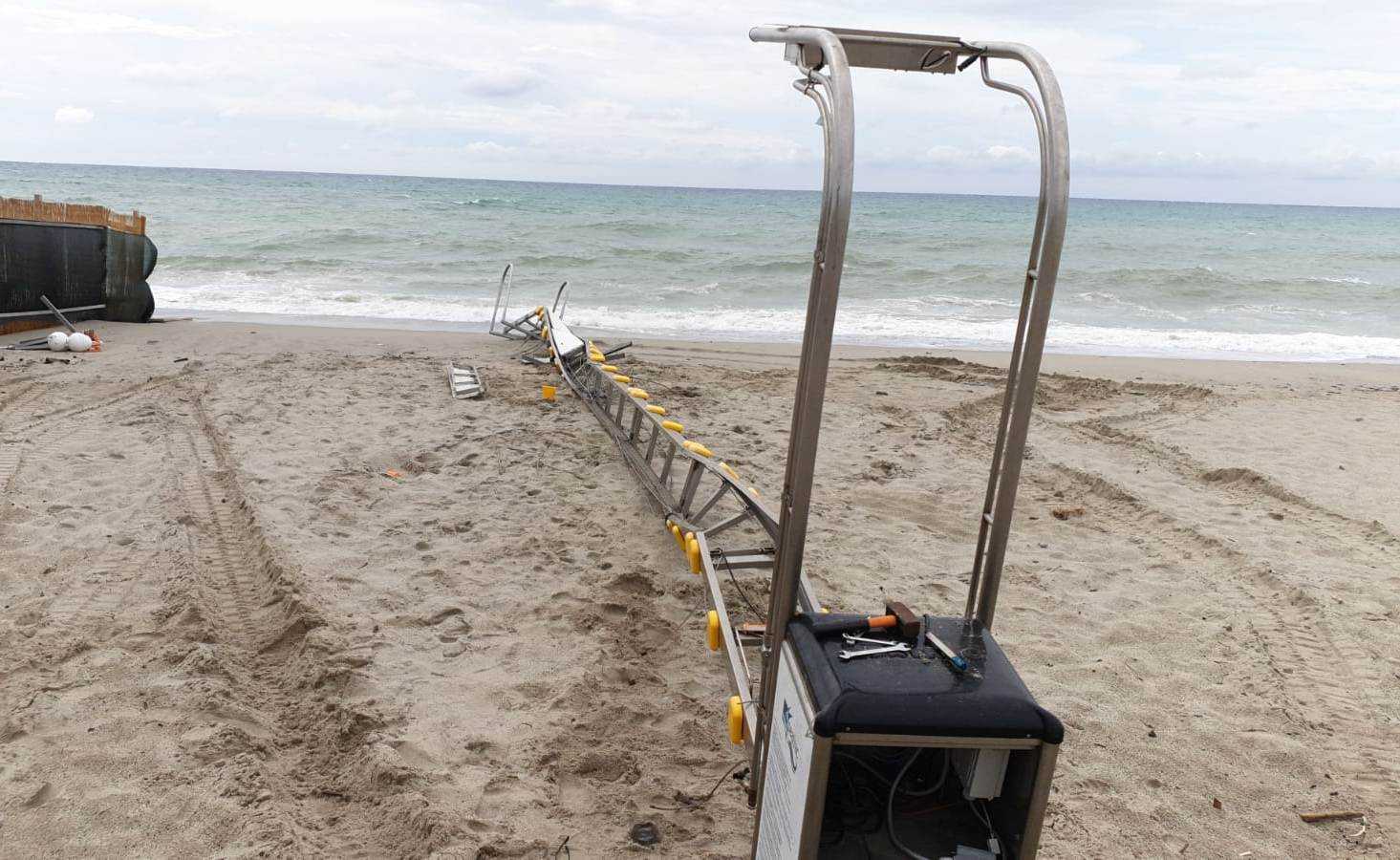 Abramo: “il comune riparerà la passerella automatizzata per disabili del valentino beach club