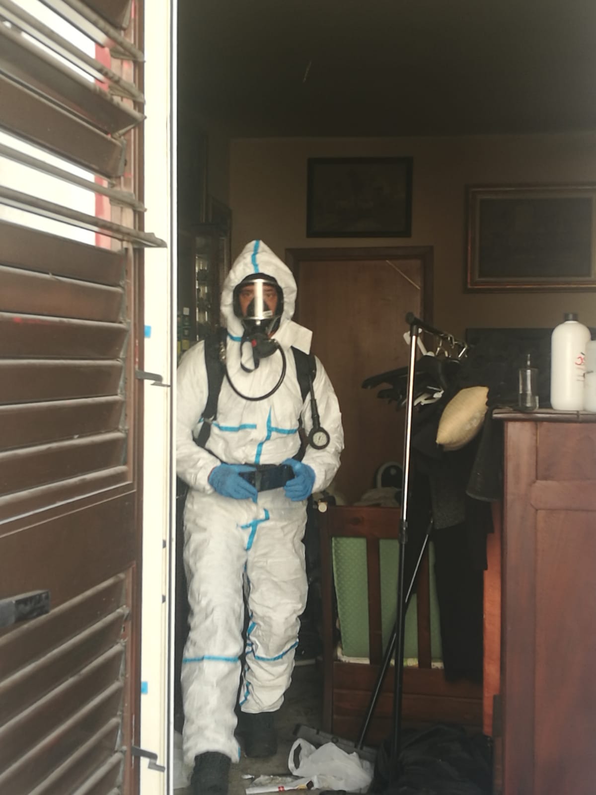 Nel crotonese, trovato cadavere in stato di decomposizione sul posto I VFF e Cc