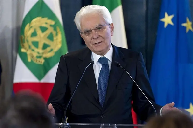 Mattarella chiede spirito di collaborazione e stop alle tensioni nella maggioranza