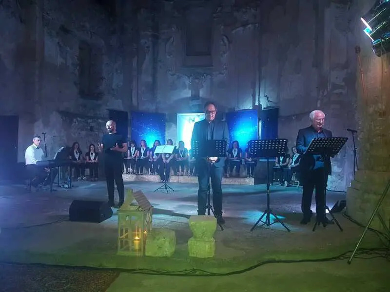 Simeri (CZ) Tanti bravi professionisti per La Notte di San Sebastiano Video