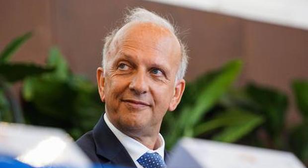 Scuola: Bussetti, concorso entro 2019, soluzione per precari. 'Il decreto Cdm per 48 mila assunzioni