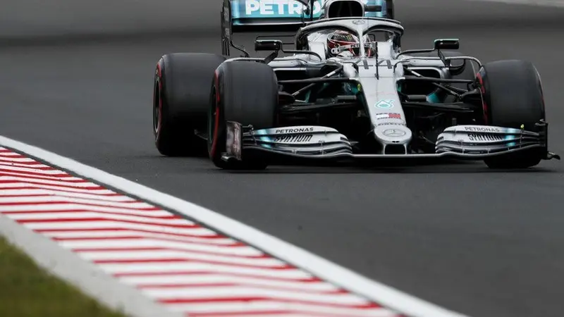 F1: Ungheria, vince Hamilton, seconda la Red Bull di Verstappen, terza Ferrari Vettel, quarto Lecler