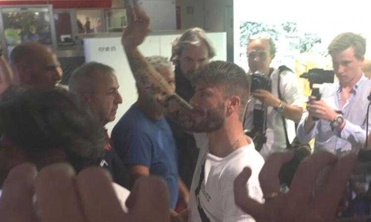 Calcio: Genoa, tifosi in delirio per arrivo Lasse Schone. Centrocampista, accoglienza fantastica