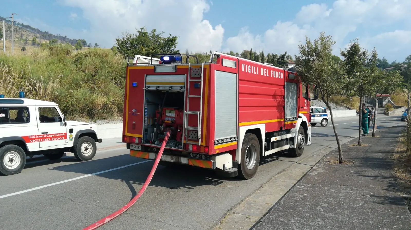 Il Parco del Pollino in fiamme, intervento con mezzi aerei dei VVF