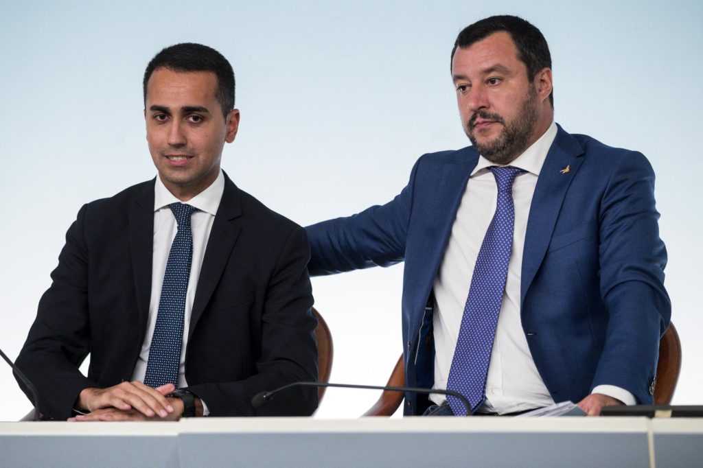 Salvini propone presidenza del Consiglio a Di Maio pur di riappacificare