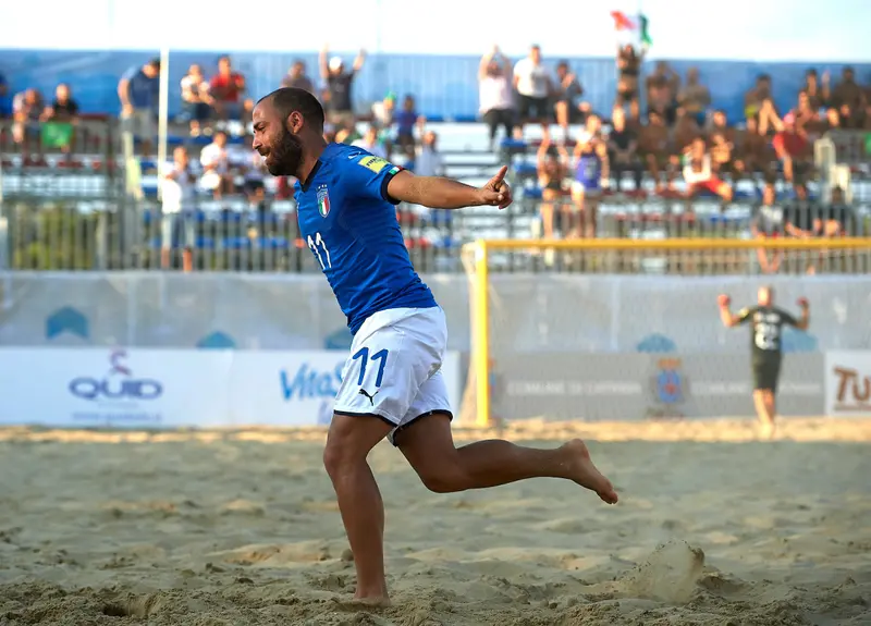 Euro Beach Soccer League: Italia formato europeo, batte la Francia per 6-3
