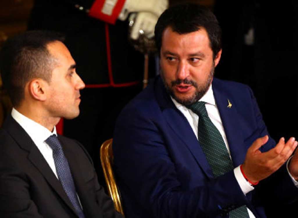 M5s.  Di Maio sfida Salvini: ci vediamo il 20 al senato con voto su Conte