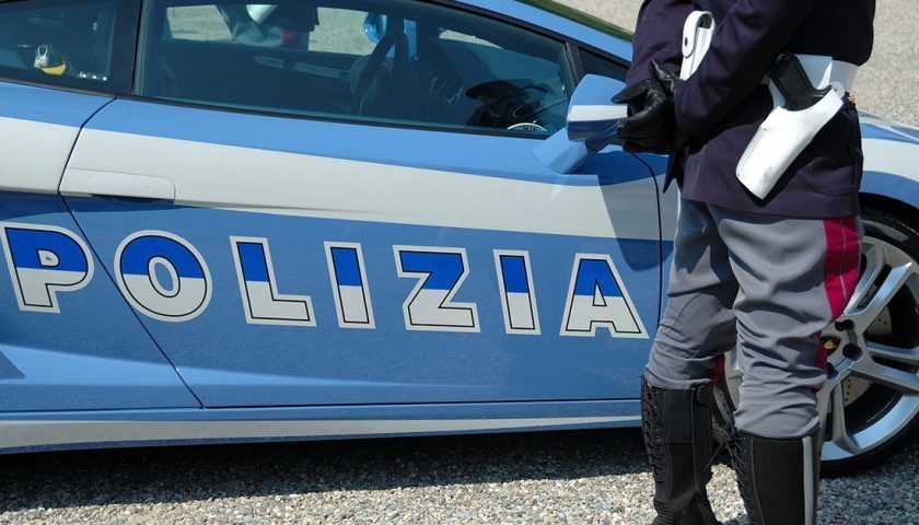 La Polizia individua l’autore di almeno sei furti commessi a Catanzaro quartiere Lido