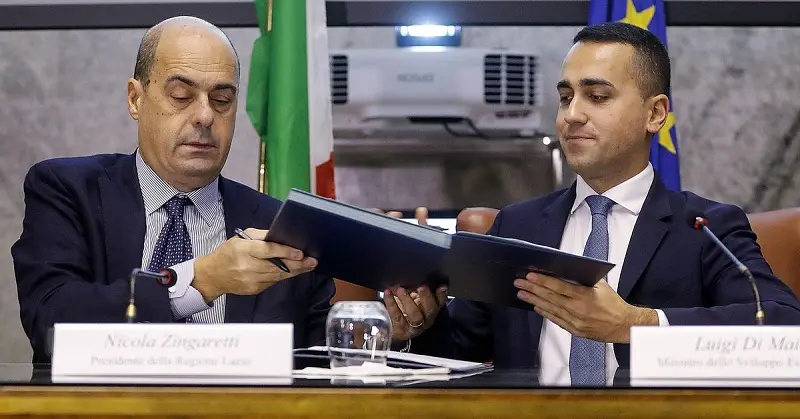 Zingaretti e Di Maio si preparano: oggi incontro PD-M5S