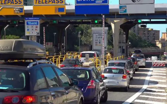 Controesodo da 'bollino rosso', incombe sciopero caselli. Rientro con il maltempo