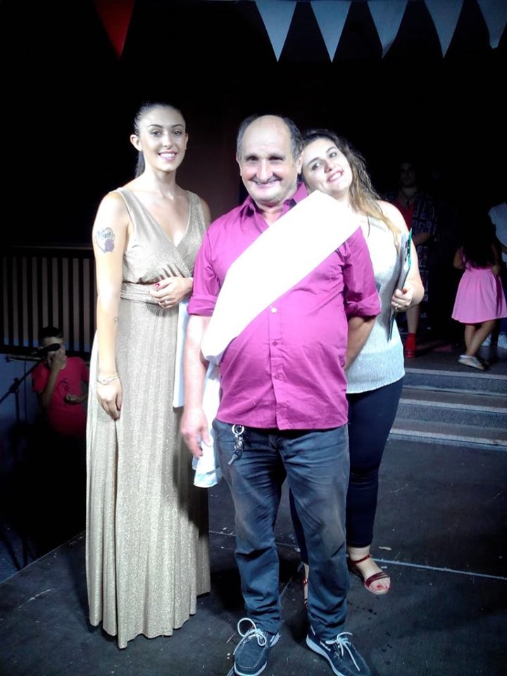 Al Grand Dessert. nel quartiere Cava (CZ) Il Re e la Regina “concorso di bellezza...”