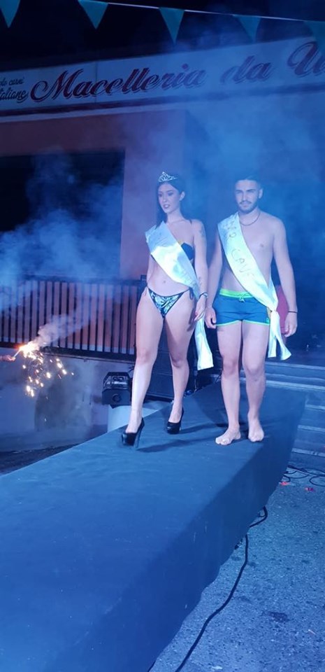 Al Grand Dessert. nel quartiere Cava (CZ) Il Re e la Regina “concorso di bellezza...”