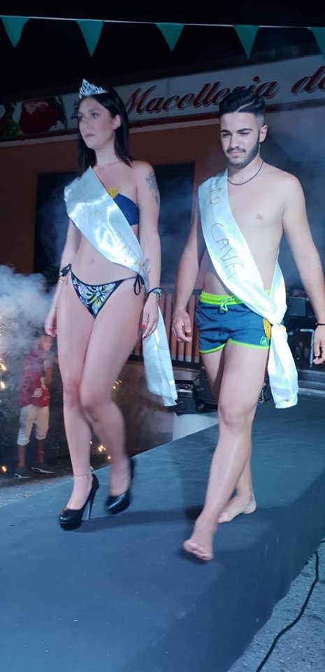 Al Grand Dessert. nel quartiere Cava (CZ) Il Re e la Regina “concorso di bellezza...”