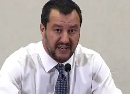 Estate: Spiagge sicure, Salvini 'orgoglioso del lavoro fatto'