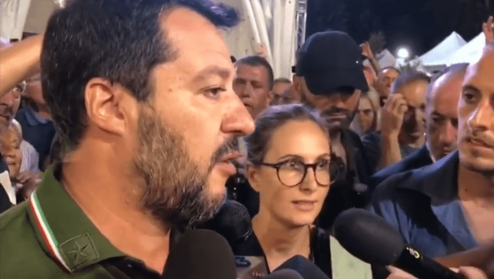 Salvini: contesta. Liti furiose per le poltrone. (Video)