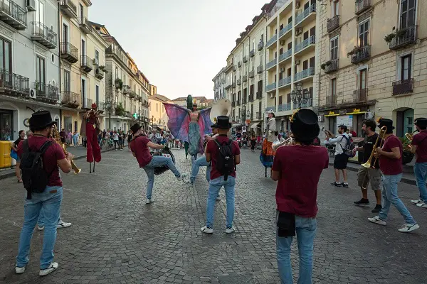 Clamoroso successo per la IV edizione del Festival Internazionale di Teatro in Strada