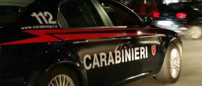 Benevento, madre lancia il figlio di 4 mesi in un dirupo e lo finisce a bastonate