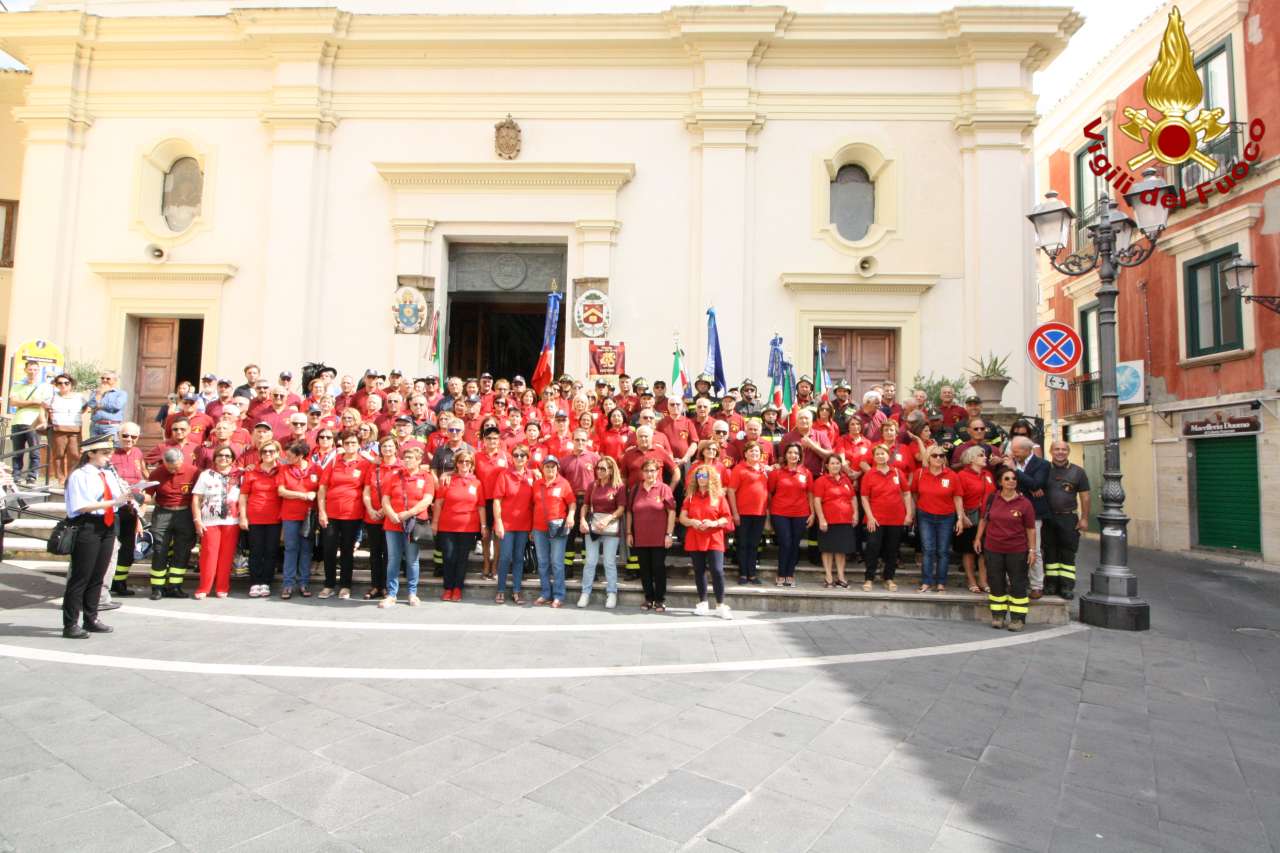 Crotone IV° Raduno Regionale Associazione Nazionale Vigili del Fuoco (Foto)