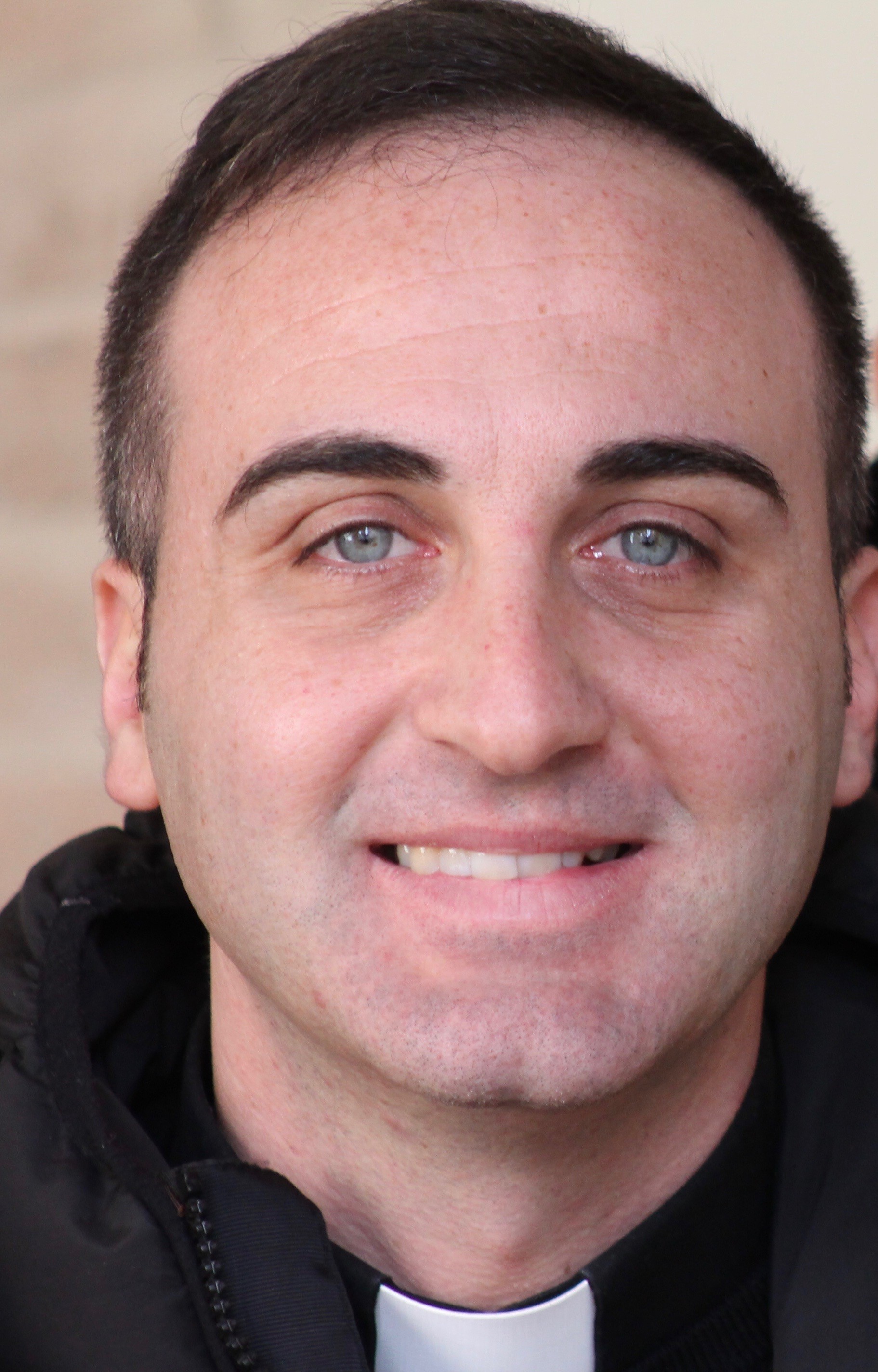 Don Gianluca Coppola, un prete innamorato dei giovani