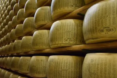 Dazi: tariffe usa del 25% su Pecorino, Parmigiano e Prosciutto salvi Olio e Prosecco