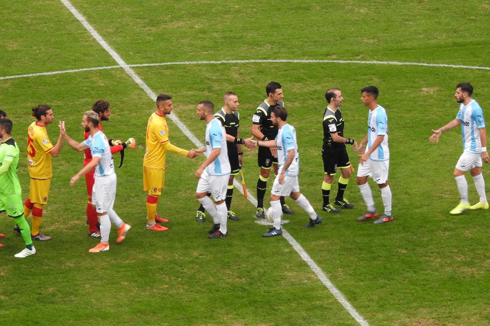 Calcio. Catanzaro-Virtus Francavilla 3-1, vittoria in rimonta (con highligts)