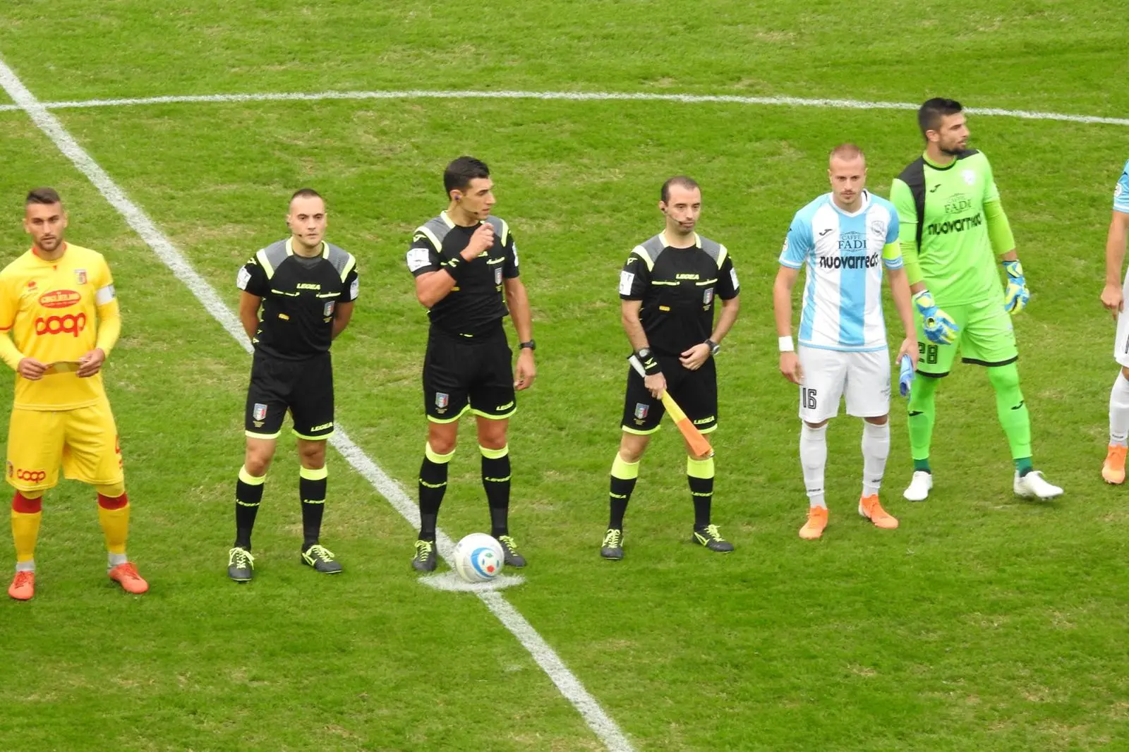 Calcio. Catanzaro-Virtus Francavilla 3-1, vittoria in rimonta (con highligts)