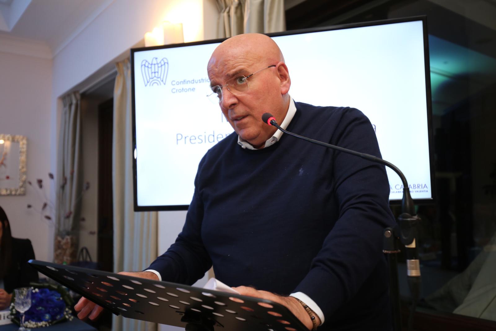 Oliverio da Crotone lancia un patto tra imprese, lavoro e istituzioni