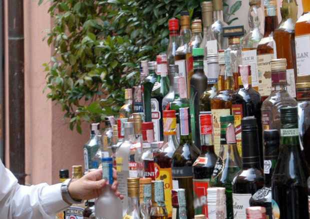 Dazi: Federvini, a rischio intero settore liquori