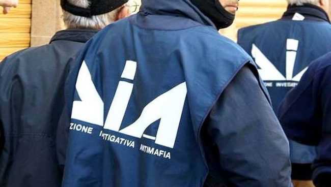 Mafia: arrestati figlio boss Mazara e amministratore giudiziario