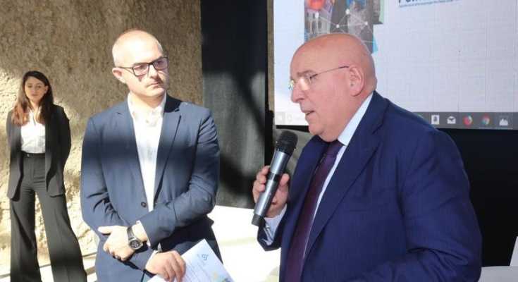 Calabria: Oliverio al Polmeeting 2019 "investire in formazione nella P.A."